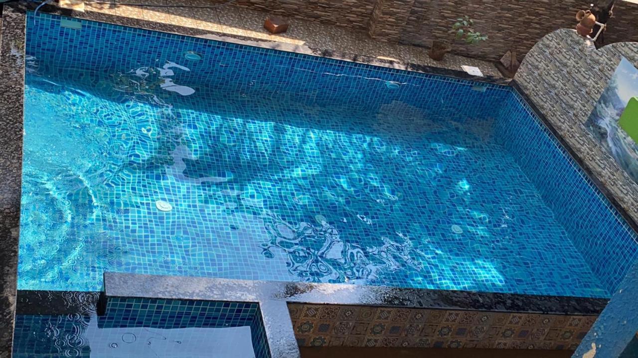 Calangute Beach Side Hotel Dış mekan fotoğraf