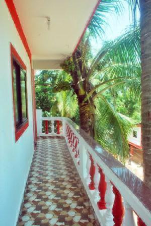 Calangute Beach Side Hotel Dış mekan fotoğraf