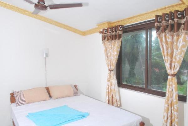 Calangute Beach Side Hotel Dış mekan fotoğraf